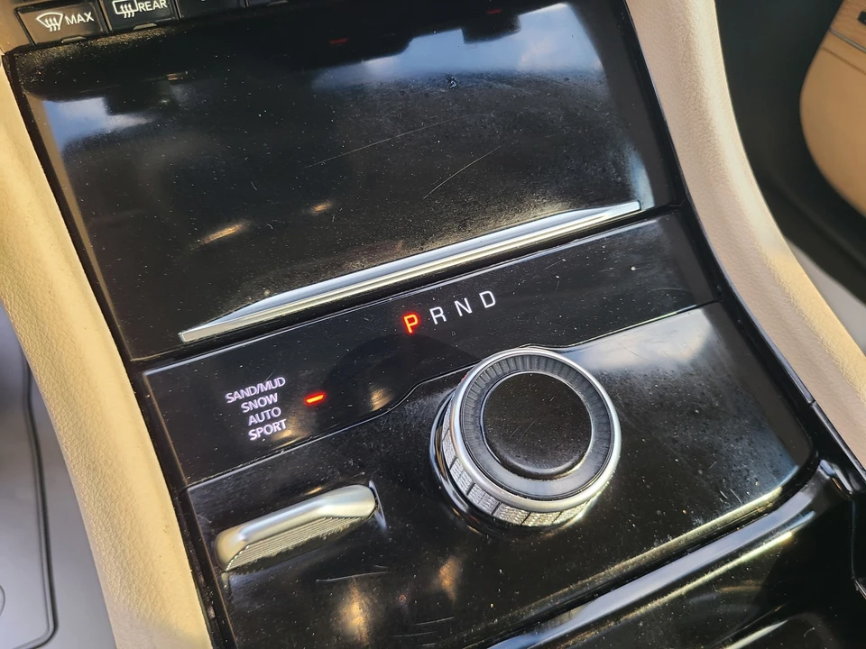 2022 Jeep WK2 Grand Cherokee - Image 24 of 28