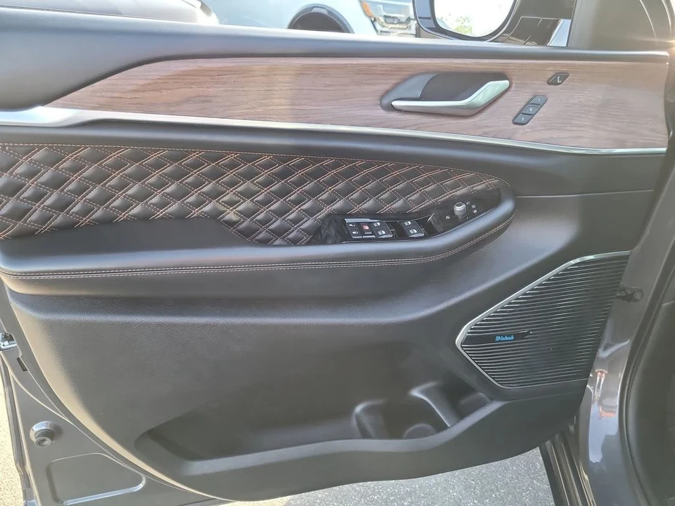 2022 Jeep WL Grand Cherokee - Image 15 of 21