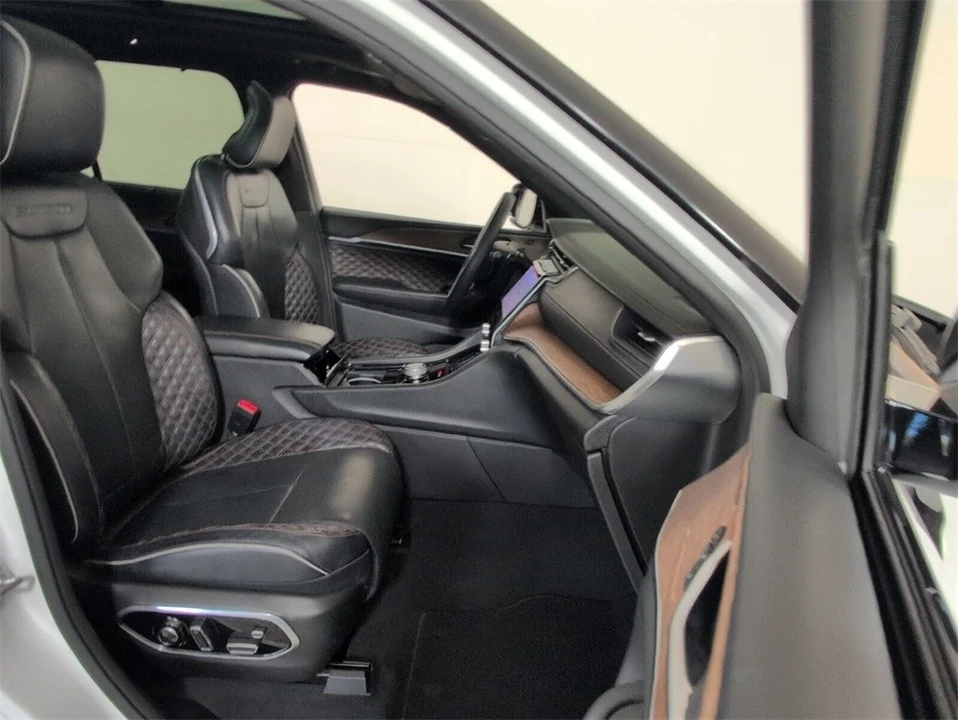 2022 Jeep WL Grand Cherokee - Image 11 of 12