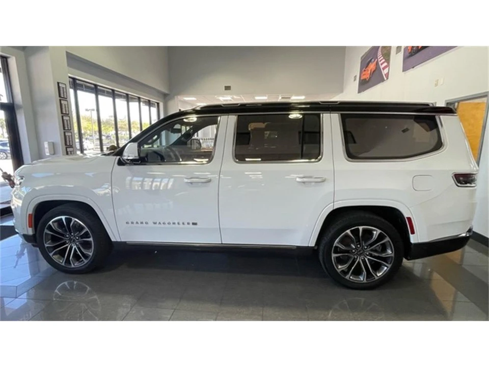 2022 Jeep WS Grand Wagoneer - Image 2 of 31