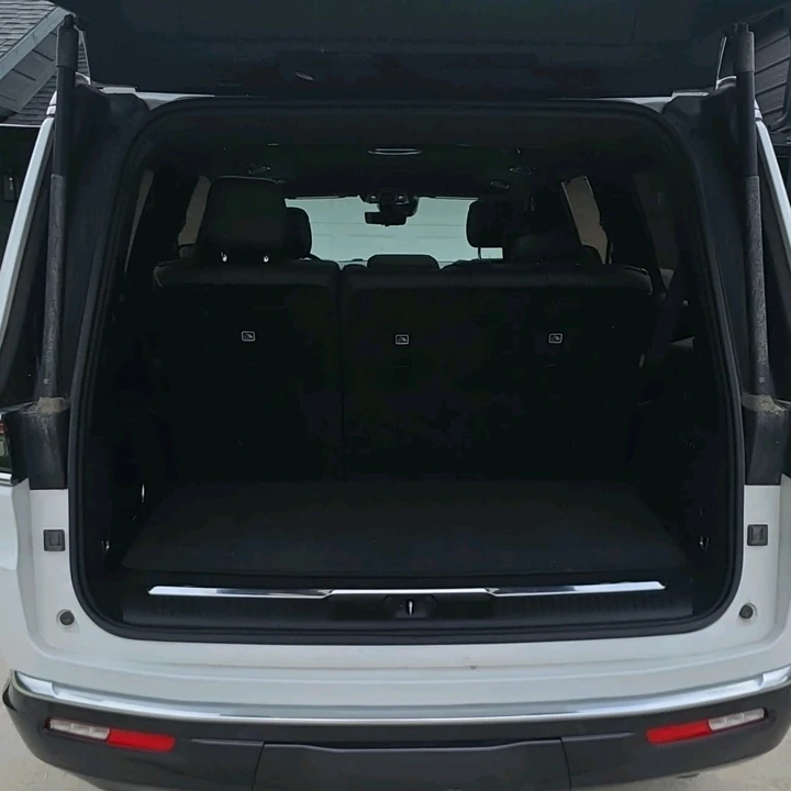 2022 Jeep WS Grand Wagoneer - Image 11 of 22