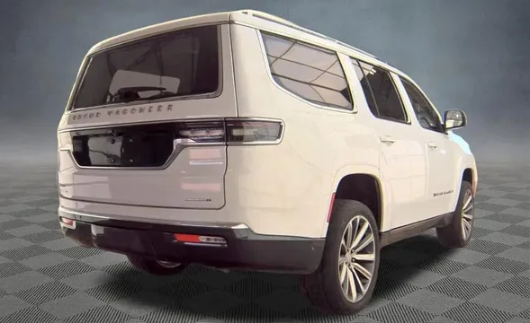 2022 Jeep Grand Wagoneer Series II