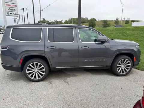 2022 Jeep Grand Wagoneer Series II Sport Utility 4D