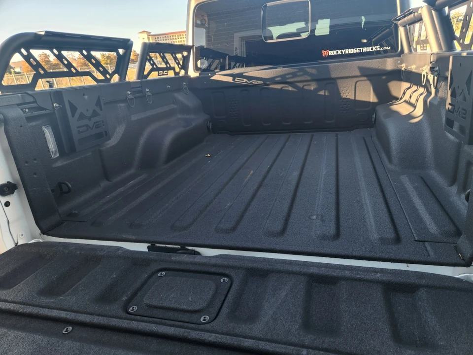 2022 Jeep JT Gladiator - Image 14 of 15