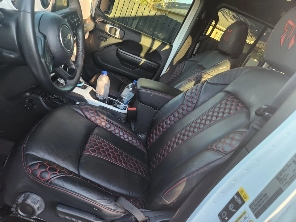 2022 Jeep JT Gladiator - Image 10 of 15