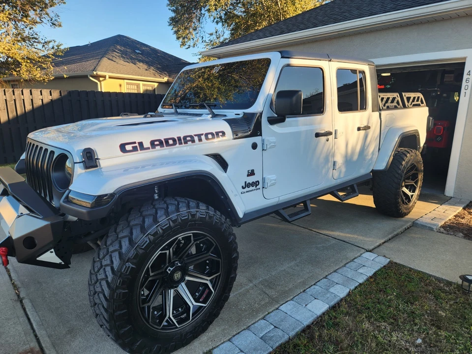 2022 Jeep JT Gladiator - Image 3 of 15