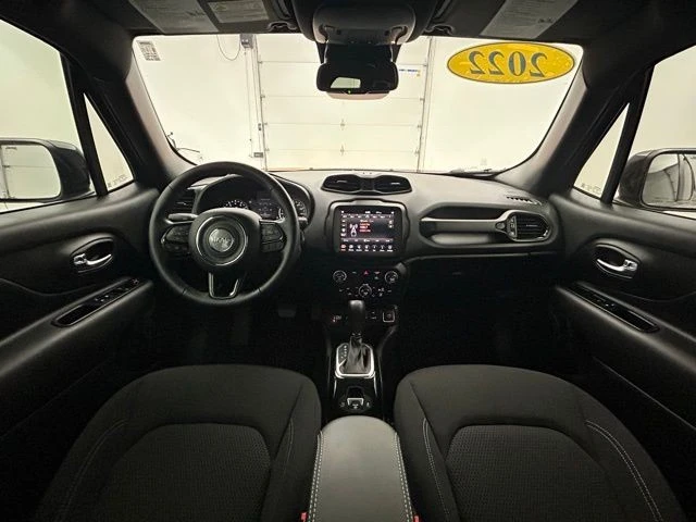 2022 Jeep Renegade - Image 2 of 12