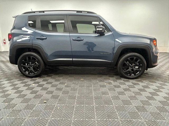 2022 Jeep Renegade - Image 11 of 12