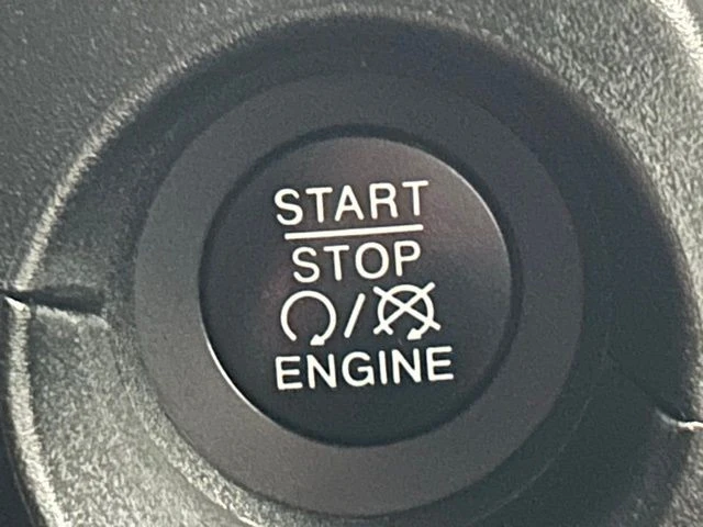 2022 Jeep Renegade - Image 3 of 12
