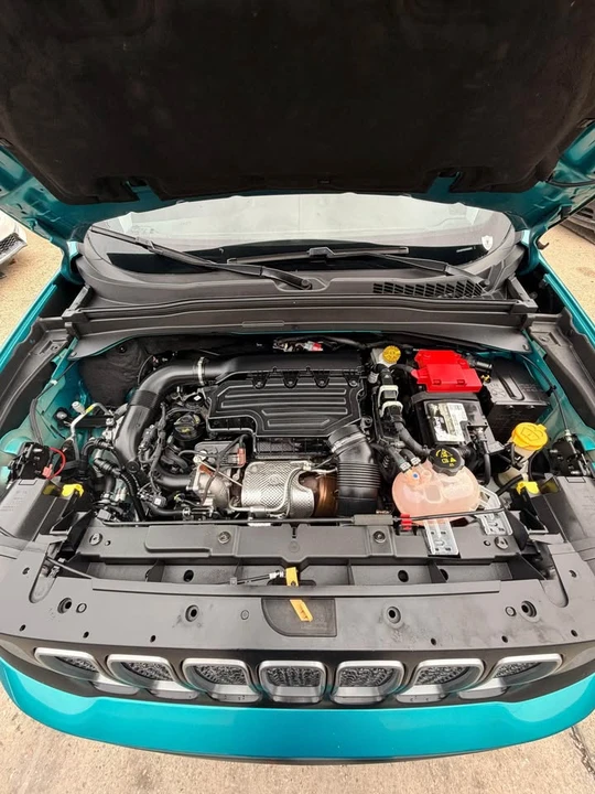 2022 Jeep Renegade - Image 9 of 10