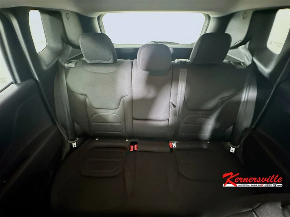 2022 Jeep Renegade - Image 13 of 21