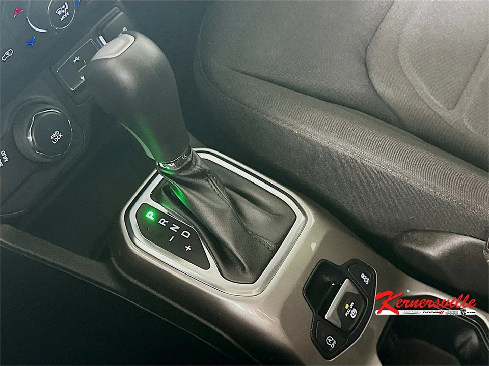 2022 Jeep Renegade - Image 16 of 21