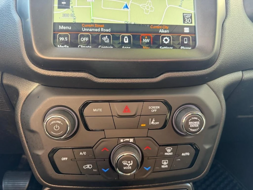 2022 Jeep Renegade - Image 15 of 21