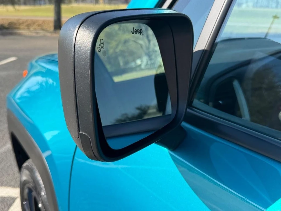 2022 Jeep Renegade - Image 4 of 21