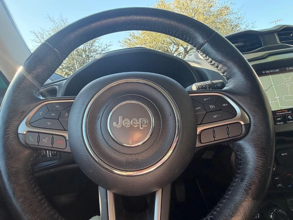2022 Jeep Renegade - Image 11 of 21