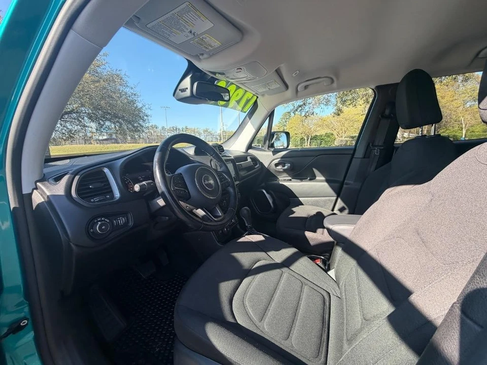 2022 Jeep Renegade - Image 8 of 21