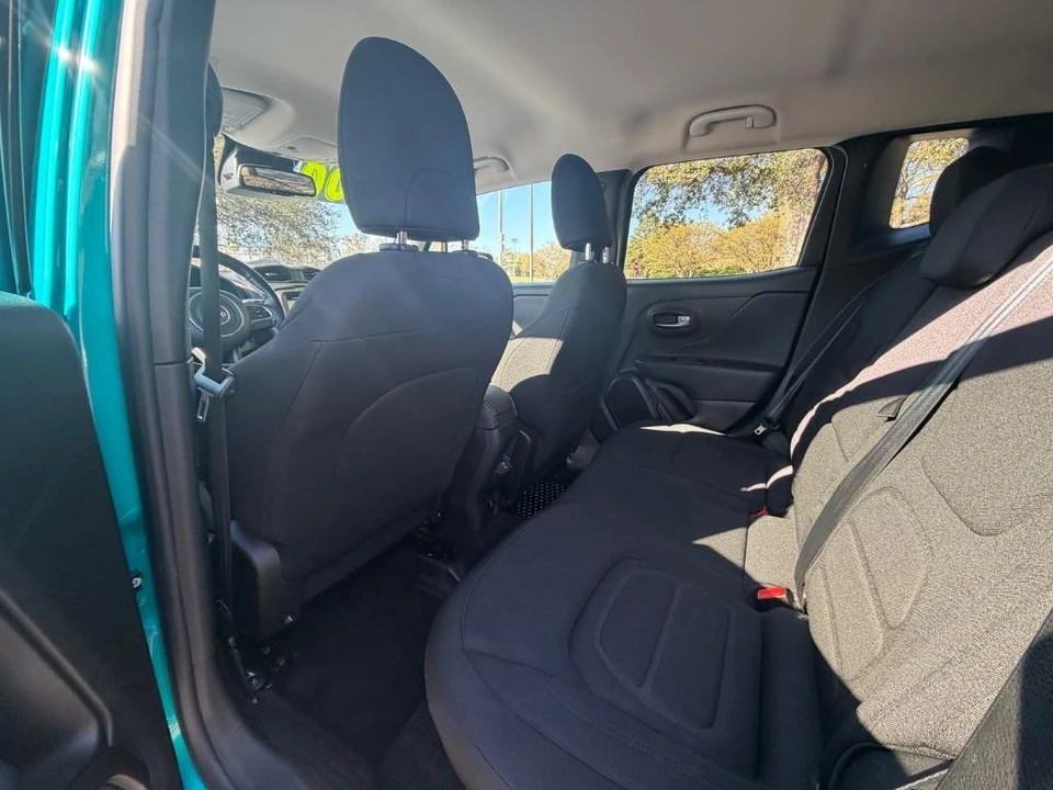 2022 Jeep Renegade - Image 21 of 21