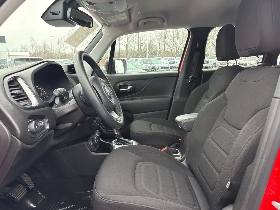 2022 Jeep Renegade - Image 9 of 12