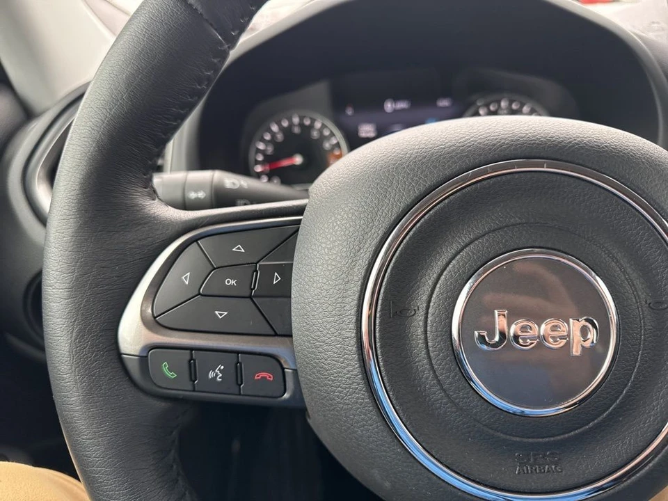 2022 Jeep Renegade - Image 14 of 21