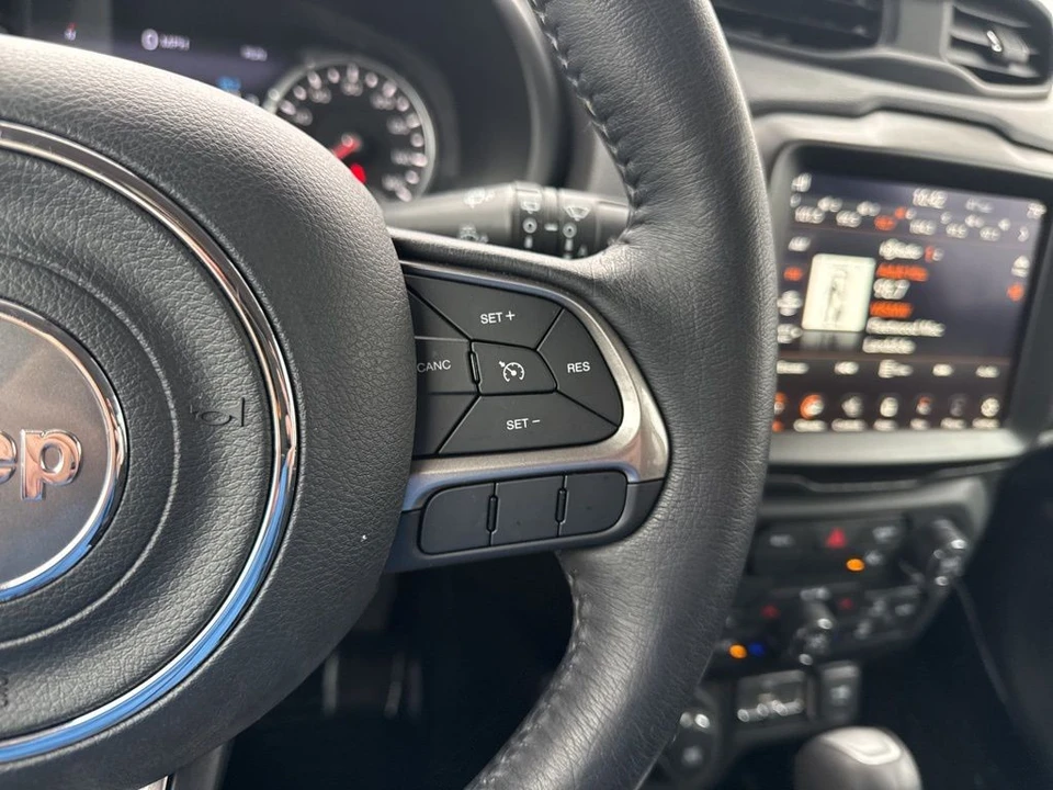 2022 Jeep Renegade - Image 15 of 21