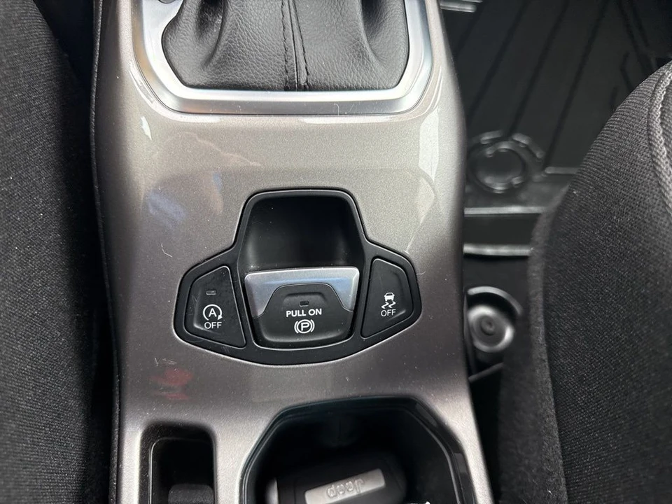 2022 Jeep Renegade - Image 20 of 21