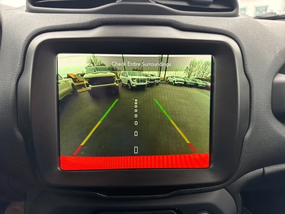 2022 Jeep Renegade - Image 19 of 21