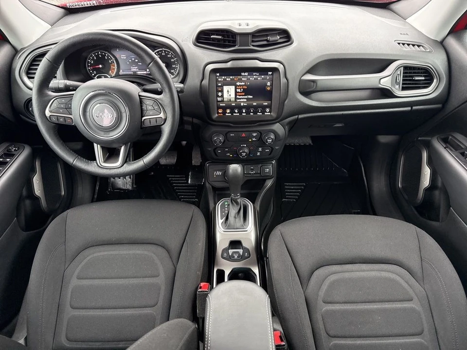 2022 Jeep Renegade - Image 12 of 21