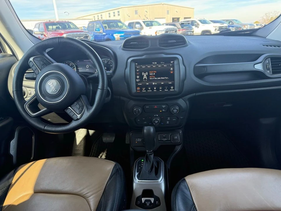 2022 Jeep Renegade - Image 14 of 21