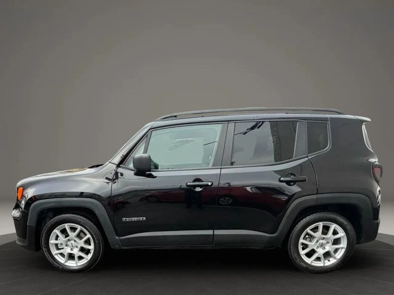 2022 Jeep Renegade - Image 8 of 12