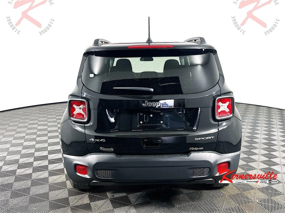 2022 Jeep Renegade - Image 6 of 21