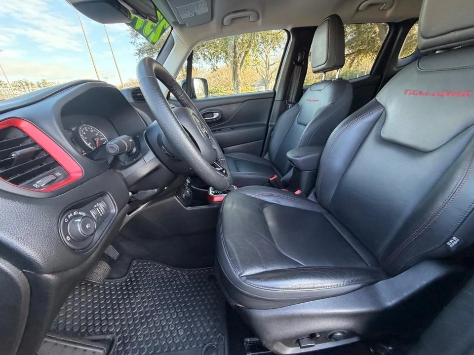2022 Jeep Renegade - Image 8 of 31