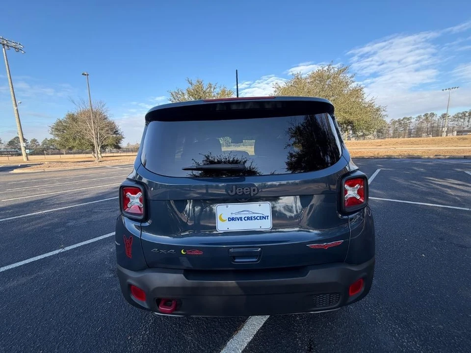 2022 Jeep Renegade - Image 26 of 31