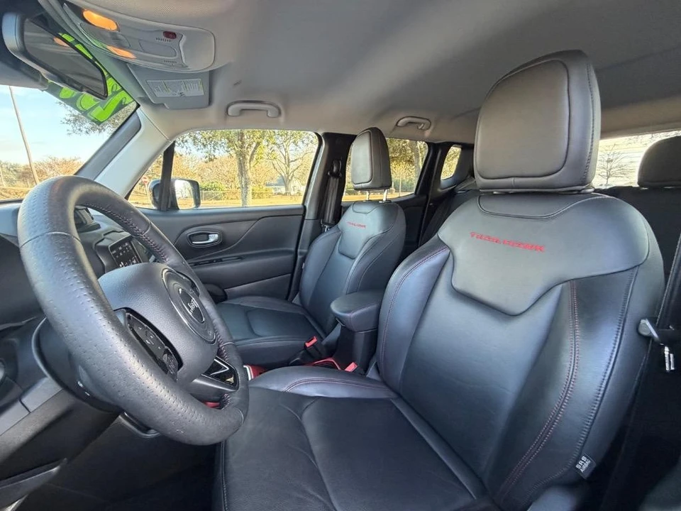 2022 Jeep Renegade - Image 9 of 31