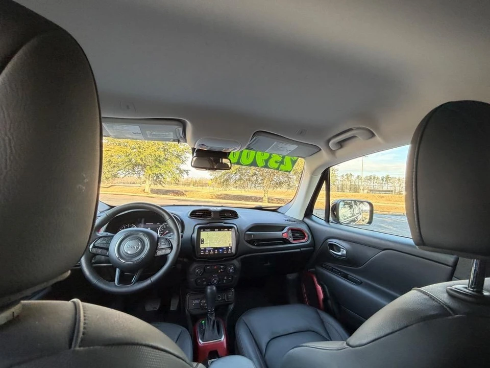 2022 Jeep Renegade - Image 24 of 31