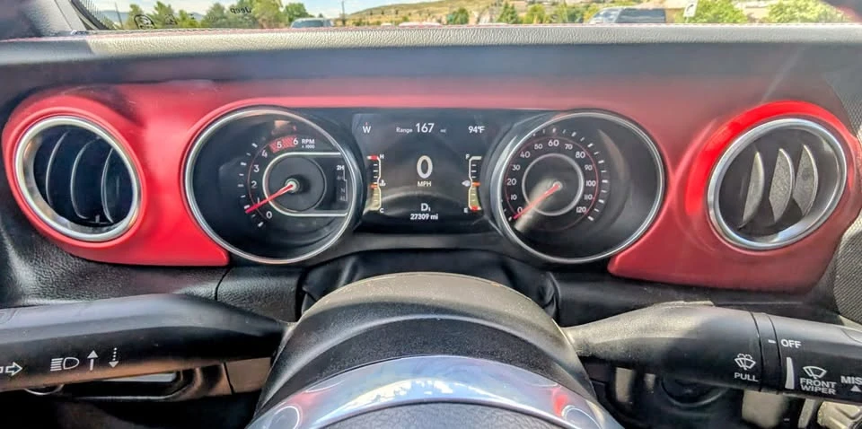 2022 Jeep JT Gladiator - Image 2 of 17