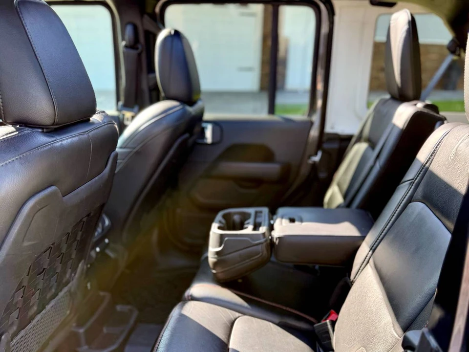 2022 Jeep JL Wrangler - Image 7 of 17