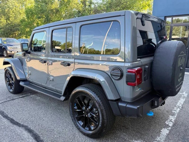 2022 Jeep JL Wrangler - Image 10 of 20