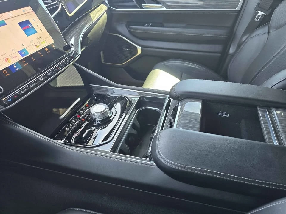 2022 Jeep WS Wagoneer - Image 15 of 20