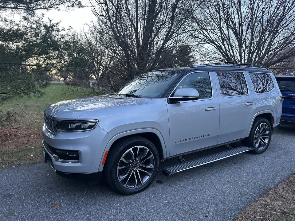 2022 Jeep WS Wagoneer - Image 2 of 12