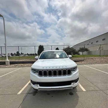 2022 Jeep Wagoneer Series 2 with NAV & 4WD