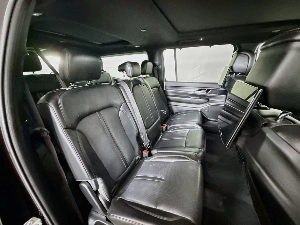 2022 Jeep WS Wagoneer - Image 17 of 24
