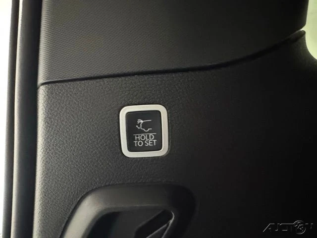 2022 Jeep WS Wagoneer - Image 8 of 20