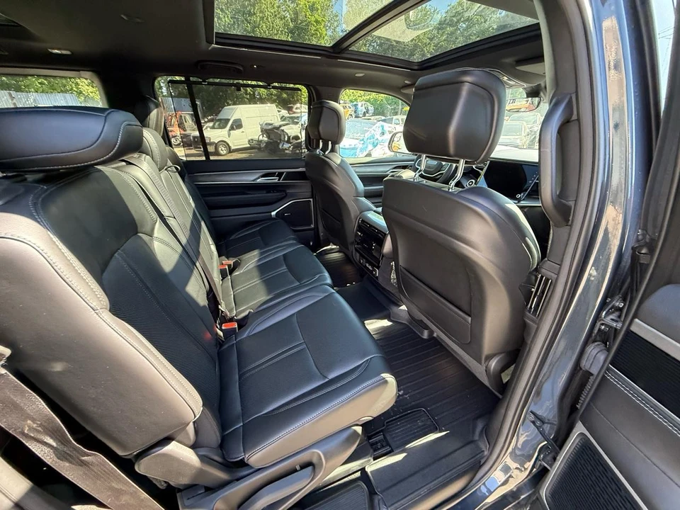 2022 Jeep WS Wagoneer - Image 17 of 31