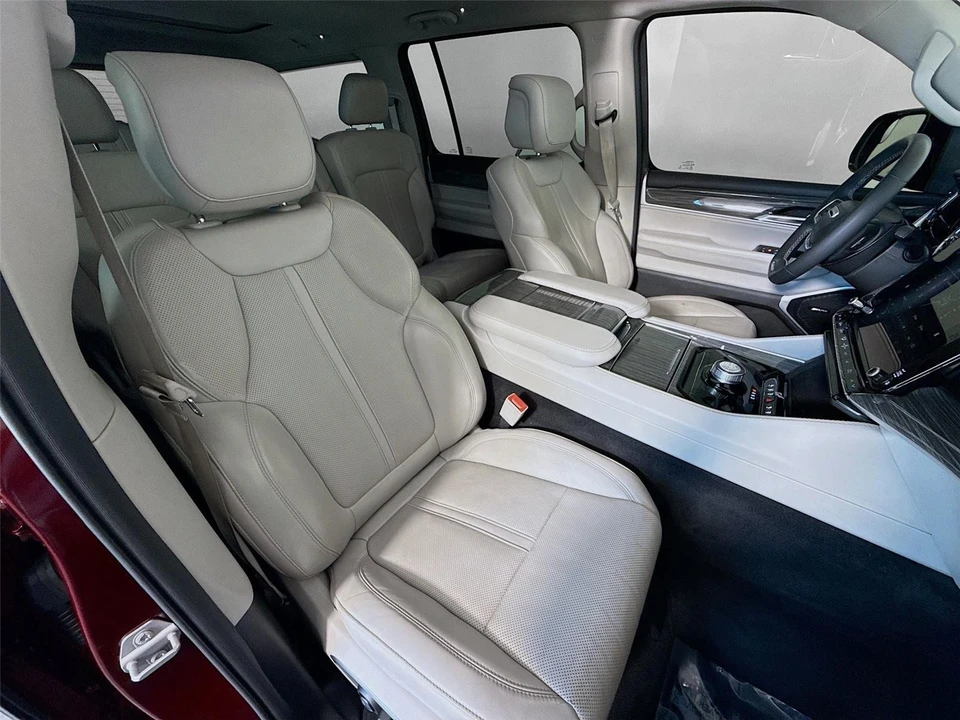 2022 Jeep WS Wagoneer - Image 28 of 31