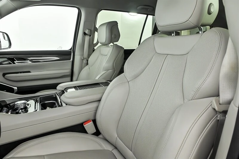 2022 Jeep WS Wagoneer - Image 17 of 30