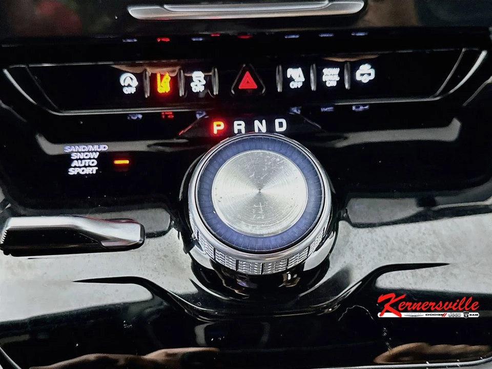 2022 Jeep WS Wagoneer - Image 16 of 24