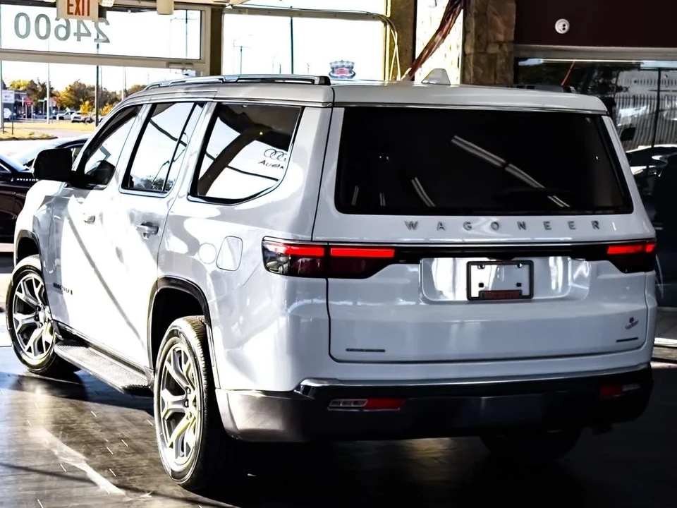 2022 Jeep WS Wagoneer - Image 9 of 12