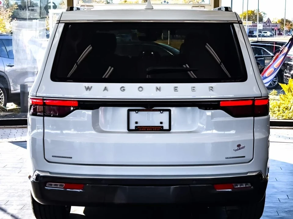 2022 Jeep WS Wagoneer - Image 10 of 12