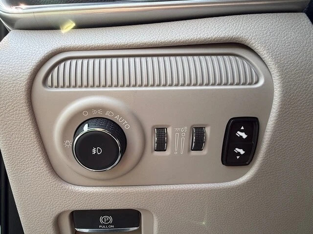 2022 Jeep WS Wagoneer - Image 15 of 31