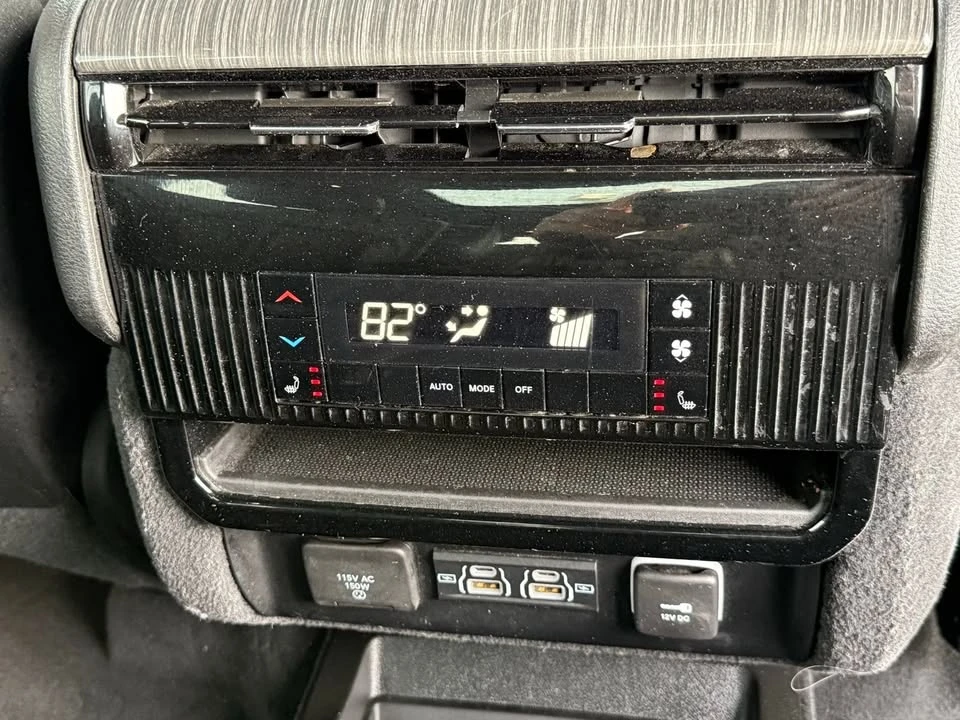 2022 Jeep WS Wagoneer - Image 17 of 20